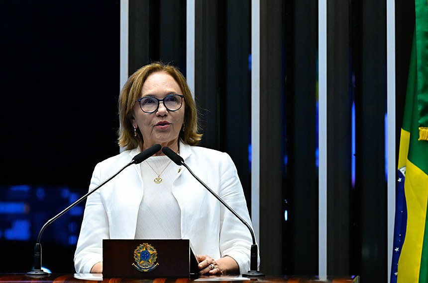 Em discurso, à tribuna, senadora Zenaide Maia (PSD-RN).
