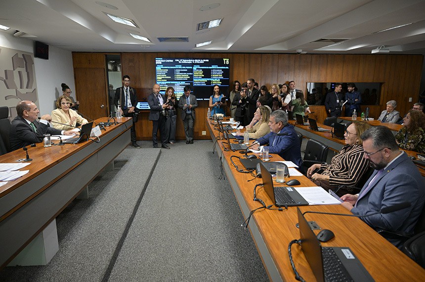Bancada:
senador Jorge Seif (PL-SC);
senadora Soraya Thronicke (Podemos-MS);
senador Dr. Hiran (PP-RR) - em pronunciamento;
senadora Zenaide Maia (PSD-RN);
senador Alan Rick (União-AC).