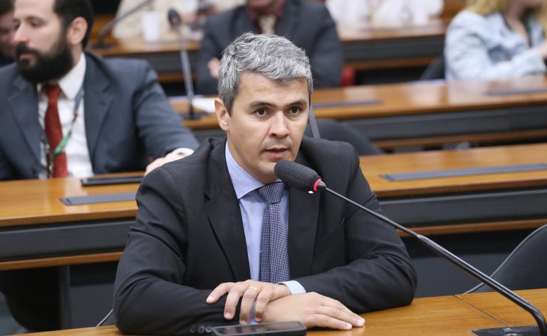 Reunião de Instalação e Eleição de Presidente e Vice-Presidentes. Dep. Diego Garcia (REPUBLICANOS-PR)