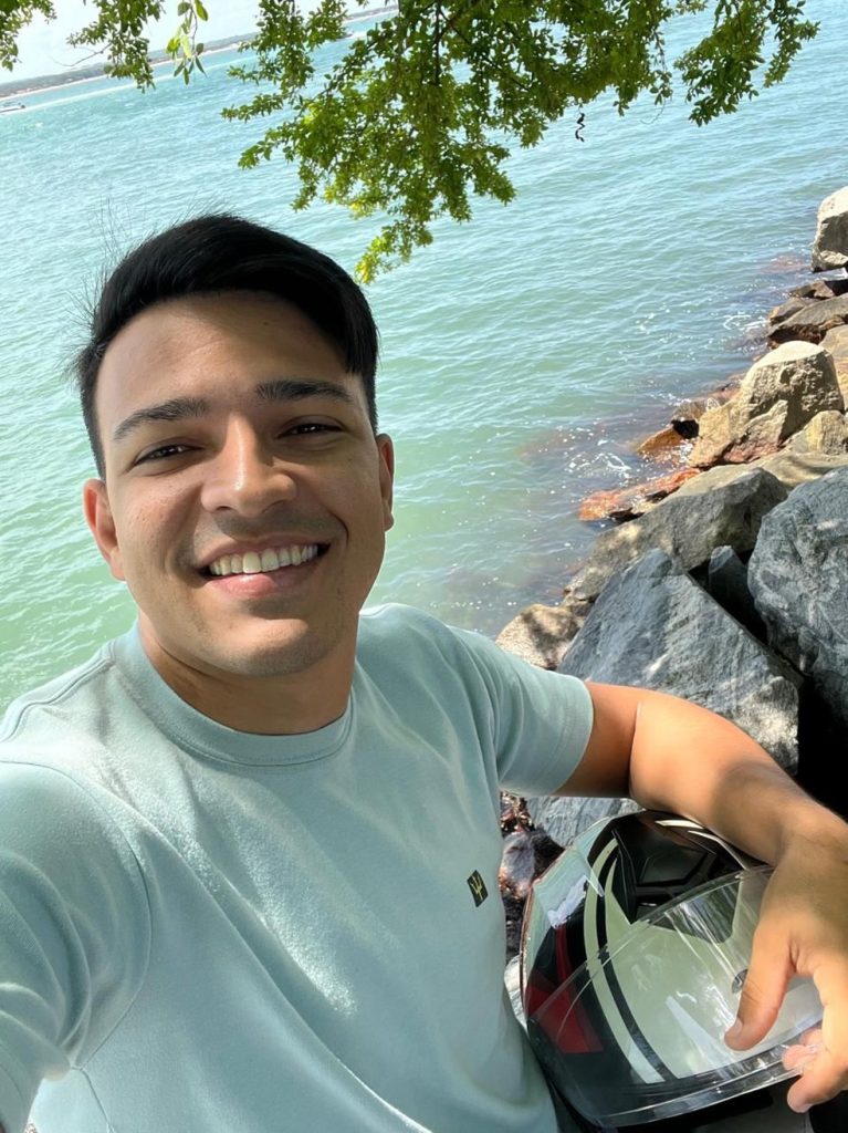 Matheus Souza tinha 26 anos e era vidraceiro. — Foto: Arquivo Pessoal