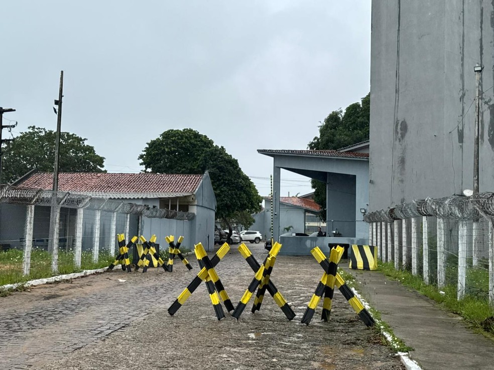 Cinco presos fogem da Penitenciária de Alcaçuz durante chuvas na Grande Natal — Foto: Sérgio Henrique Santos/Inter TV Cabugi