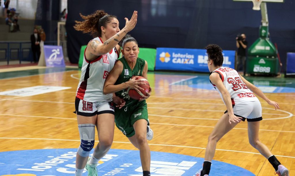 Brasília (DF), 17/05/2026 - Sesi Araraquara encosta na liderança da LBF (Liga de Basquete Feminino) com vitória sobre Cerrado. Foto: Felipe Costa/LBF