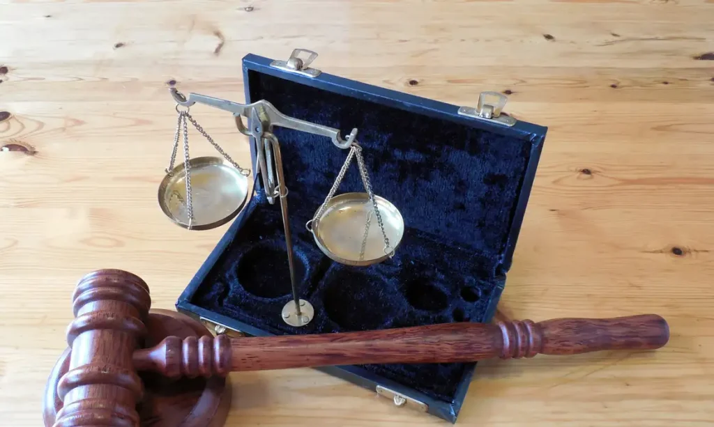 Processo Criminal, Juízes, sentença. Foto: Succo/Pixabay