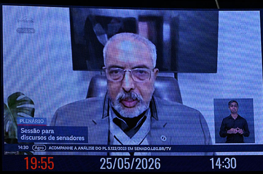 Em pronunciamento, via videoconferência, senador Paulo Paim (PT-RS).