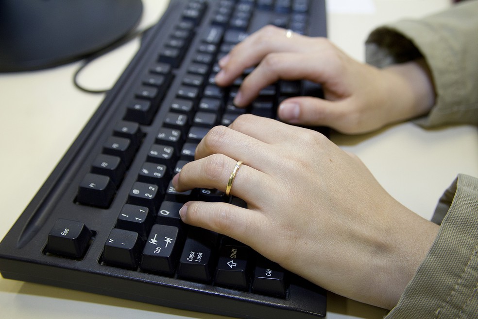 Mulheres ganham em média 17% menos que homens na Paraíba, aponta pesquisa — Foto: Marcos Santos/USP Imagens