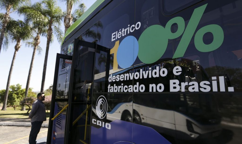 Brasília (DF), 09/08/2023 - Nos dias 8 e 9 de agosto acontece, em Brasília, o 36º Seminário Nacional de Transporte Urbano, em que empresários, entidades de classe, especialistas e representantes de governo debatem as mudanças necessárias no setor. Foto: Marcelo Camargo/Agência Brasil