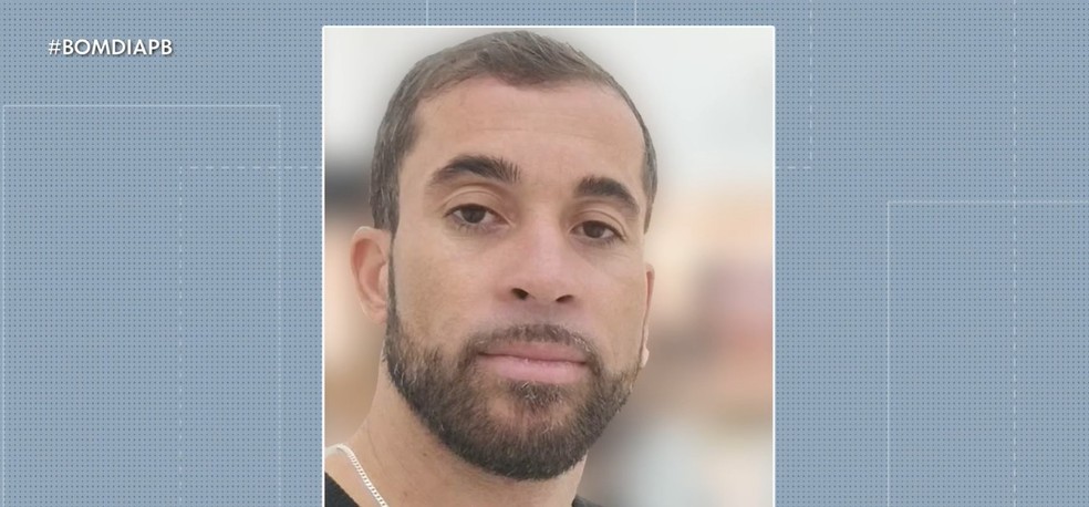 Artur Duarte do Nascimento, de 33 anos, foi assassinado a tiros na porta de casa, em Campina Grande — Foto: Reprodução / TV Cabo Branco