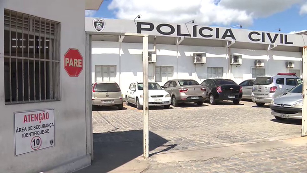 Homem é preso suspeito de agredir e manter ex-namorada em cárcere privado, em Campina Grande — Foto: Reprodução/TV Paraíba