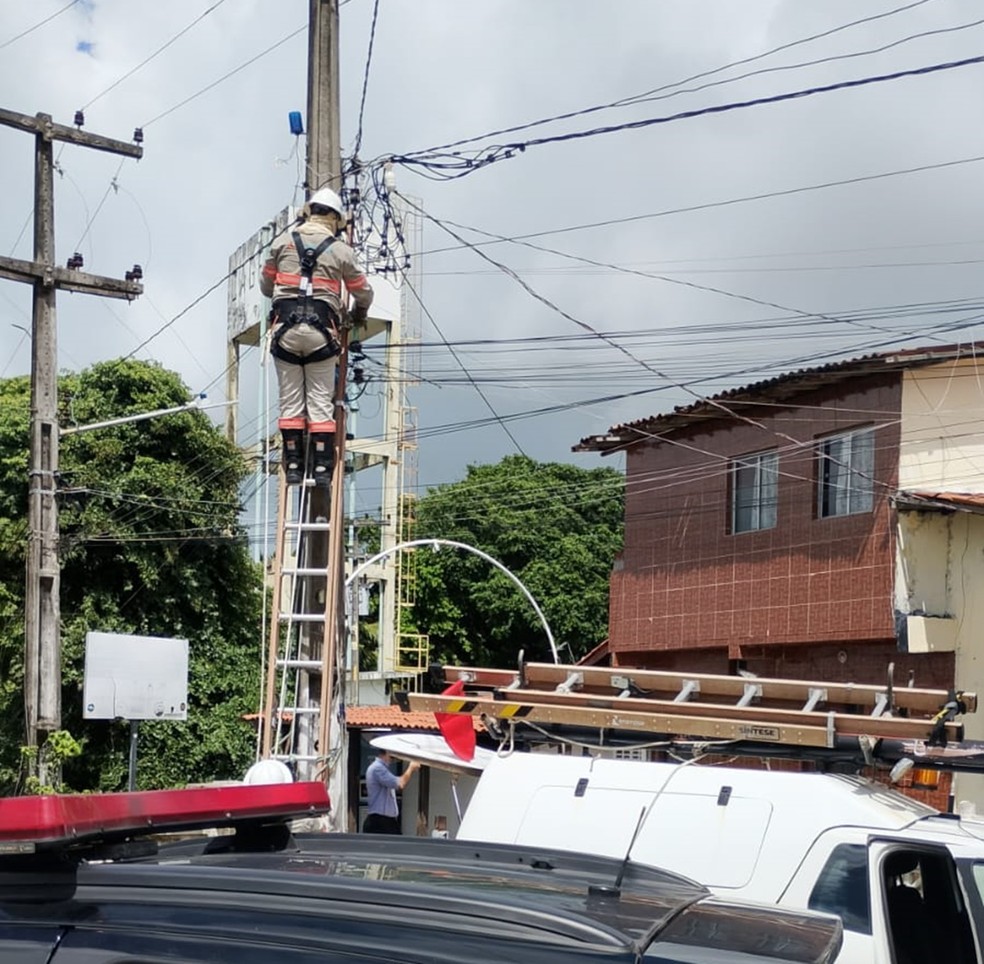 Câmeras de monitoramento instaladas por facção na Escadaria da Penha, em João Pessoa, são apreendidas — Foto: Polícia Civil da Paraíba