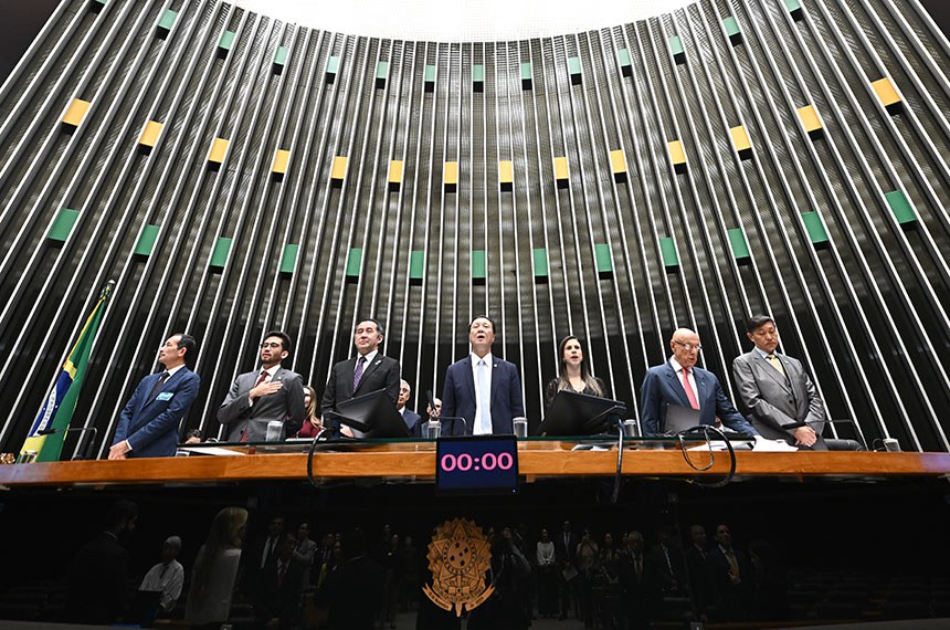 Poderá comparecer:
terceiro-vice-presidente do Grupo Parlamentar Brasil-Japão da Câmara dos Deputados, deputado Pedro Aihara (PP-MG).