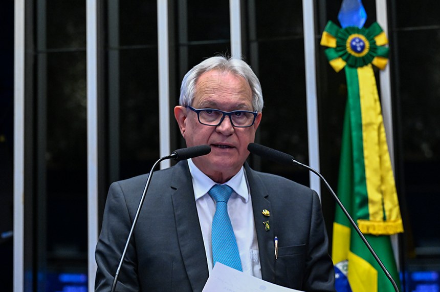 Em discuso, à tribuna, senador Hermes Klann (PL-SC);.
