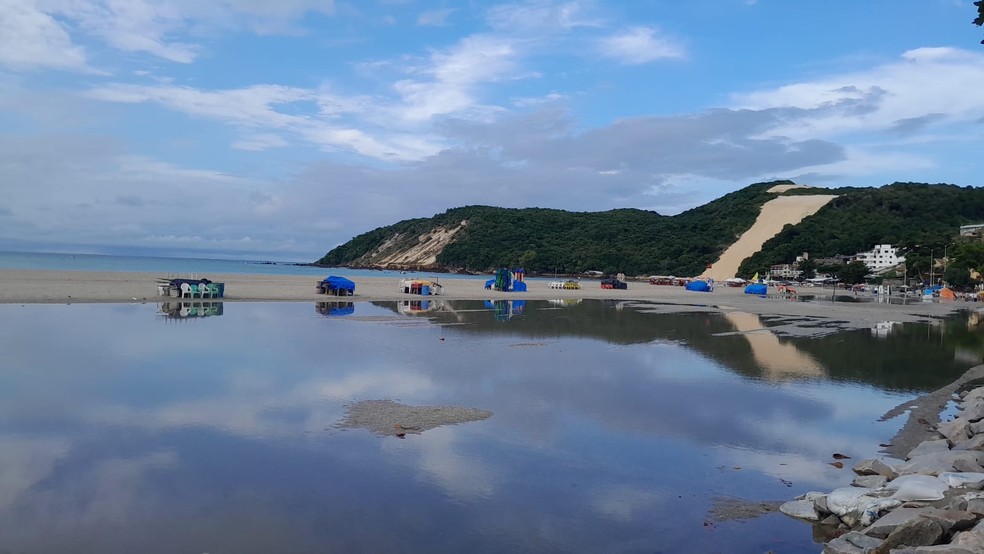 Praia de Ponta Negra em Natal — Foto: Thiago Cesar/Inter TV Cabugi