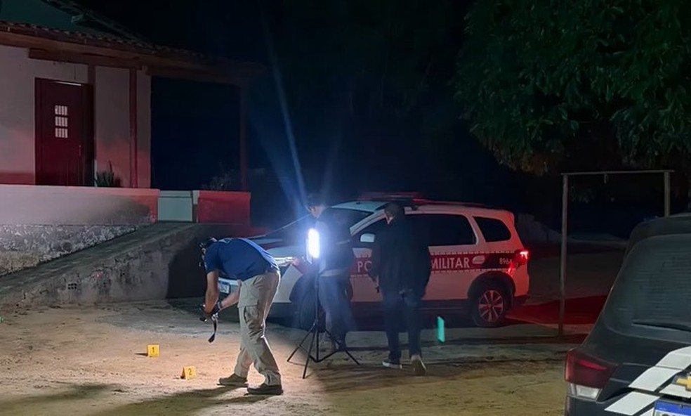 Homem é morto com mais de 30 tiros após ter casa invadida, na Grande João Pessoa — Foto: Reprodução / Polícia Civil