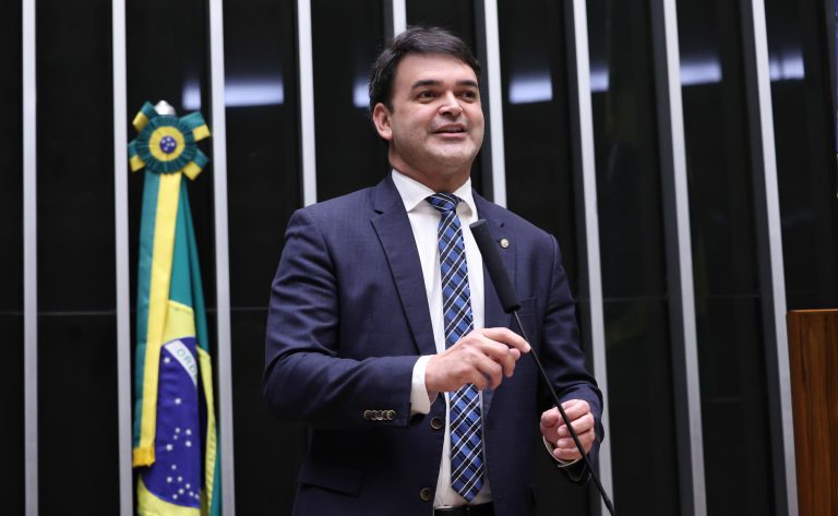 Discussão e votação de propostas legislativas. Dep. Rubens Pereira Júnior (PT - MA)
