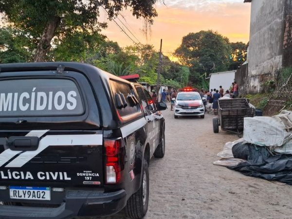 0378b191-e47a-4137-802f-25a978ba6839 Ataque a tiros deixa dois mortos e três feridos na comunidade Paulo Afonso, em Jaguaribe, em João Pessoa — Foto: Plínio Almeida/TV Cabo Branco