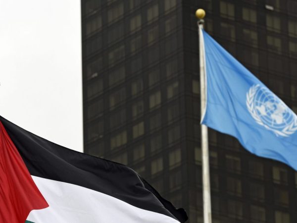 Bandeira palestina é hasteada na sede da ONU (Agência Lusa/Direitos Reservados)