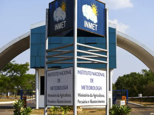 Fachada do instituto nacional de meteorologia (INMET), em Brasília.