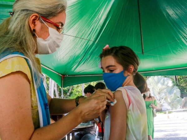 Vacina contra Covid-19 em João Pessoa — Foto: Divulgação/Secom-JP