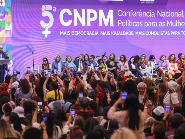 Brasília (DF), 29/09/2025 – O presidente Luiz Inácio Lula da Silva participa da cerimônia de abertura da 5ª conferência nacional de políticas para as mulheres.
Foto: Antonio Cruz/Agência Brasil