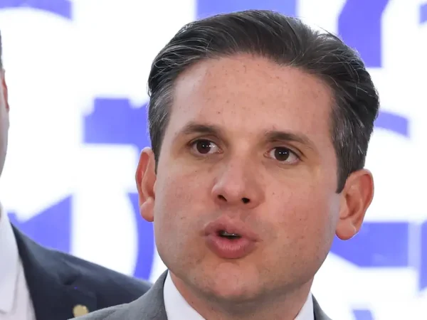 Brasília (DF), 04/03/2026 Presidenta da Câmara dos Deputados, Hugo Motta, e o  relator da PEC da segurança, Deputado, Mendonça Filho, durante coletiva. . Foto: Lula Marques/Agência Brasil