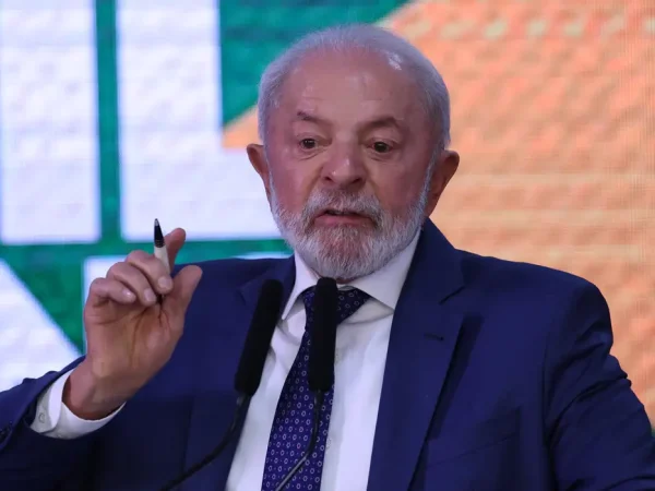 Brasília (DF) 13/08/2025 - O presidente da República, Luiz Inácio Lula da Silva, fala durante assinatura da medida provisória (MP) Brasil Soberano., no Palácio do Planalto Foto: CanalGov/Reprodução