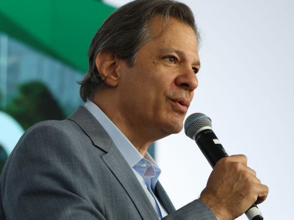 Osasco (SP), 05/07/2024 - O Ministro da Fazenda, Fernando Haddad, participa da inauguração do Edifício Acadêmico e Administrativo da Escola Paulista de Política Econômica e Negócios no Campus Osasco da Universidade Federal de São Paulo - Unifesp. Foto: Rovena Rosa/Agência Brasil