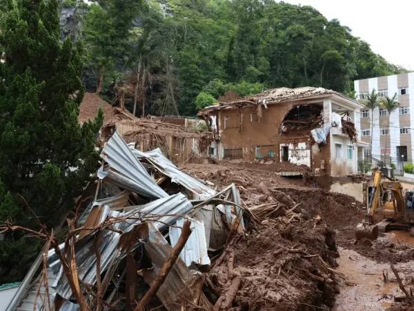 Juiz de Fora (MG), 27/02/2026 - Deslizamento de terra do Morro do Cristo, ocorrido durante a tempestade de segunda-feira, 23 de fevereiro, no Bairro Paineiras. Foto: Rovena Rosa/Agência Brasil
