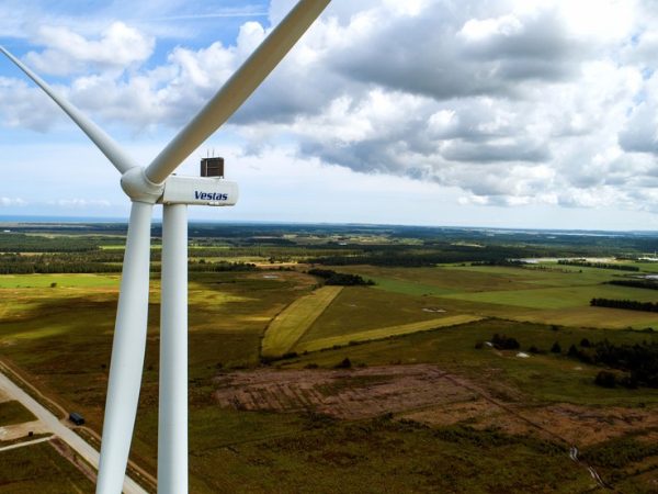 Parceria entre o SENAI e a Vestas busca formar talentos das comunidades locais para o mercado de energia eólica — Foto: Divulgação / SENAI-RN