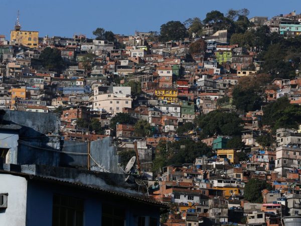Rio de Janeiro - Comunidade da Rocinha, após confrontos entre grupos de traficantes rivais pelo controle de pontos de venda de drogas (Fernando Frazão/Agência Brasil)