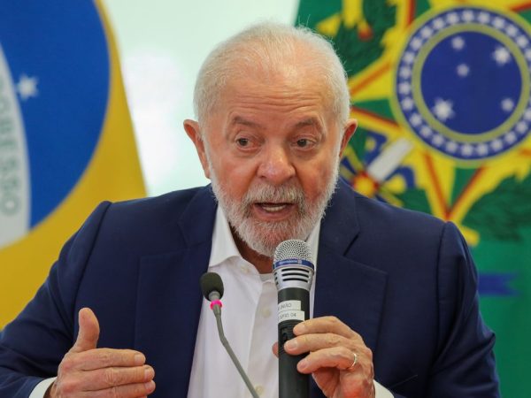 Brasília, DF 10/11/2023 O presidente Luiz Inácio Lula da Silva coordena reunião com ministros da área social. O objetivo é alinhar as políticas e ações do governo no setor.  Foto: Fabio Rodrigues-Pozzebom/Agência Brasil