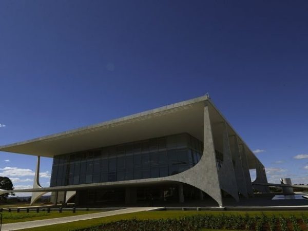 Fachada do Palácio do Planalto, sede da Presidência da República.  — Foto: Marcos Oliveira/Agência Senado)