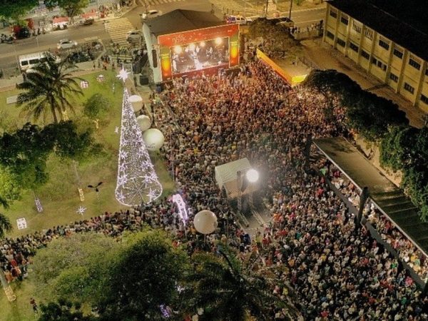 Show de Alceu Valença na Praça Cívica, em Natal — Foto: Comunicação da Fecomércio/Cedida