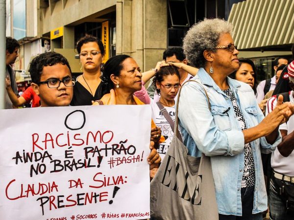 25/03/2024 - Organizações e Movimentos Sociais diversos de Brasília (DF), realizaram no dia 25/03 o ato cultural