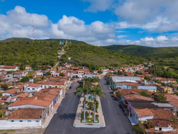 Vista aérea da cidade de Rui Barbosa, onde ocorreu o fato. — Foto: Reprodução Web