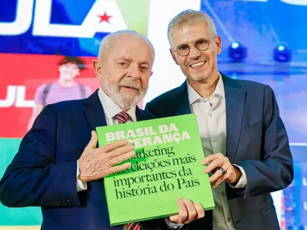 Brasília (DF), 07/01/2025 - Presidente da República, Luiz Inácio Lula da Silva juntamente com Ricardo Stuckert/PR. Foto: Ricardo Stuckert/PR