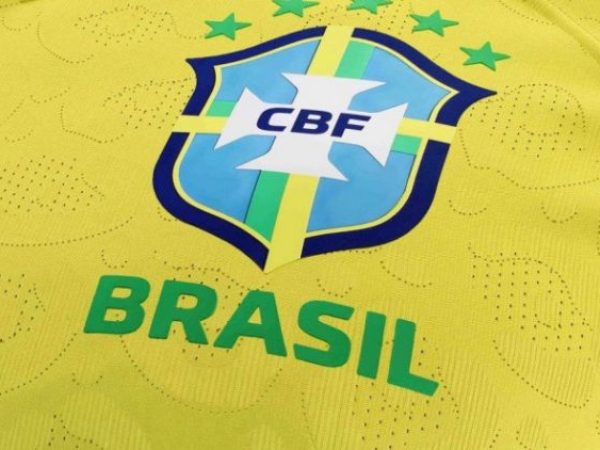 Apesar de não fechar portas para a chegada de um brasileiro, há uma preferência por um estrangeiro. — Foto: Divulgação/Nike