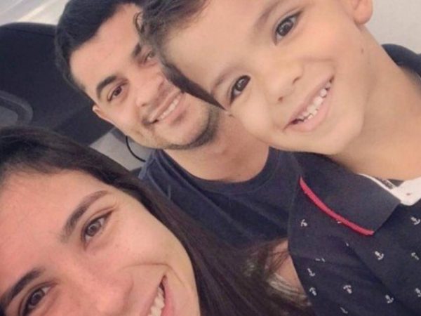 Manuela Silva Costa Martins, a mãe de Miguel, resistiu aos ferimentos e está internada — Foto: Reprodução.