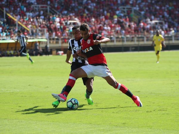 Fla e Bota jogaram na manhã deste domingo e não movimentaram o placar – Foto: Gilvan de Souza / Flamengo