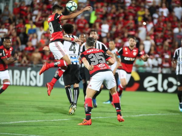 Com vitória na Ilha do Urubu, Santos está na fase de grupos da Libertadores (Foto: Gilvan de Souza/Divulgação)