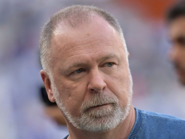 FILE PHOTO: Soccer Football - Brasileiro Championship - Cruzeiro v Botafogo - Mineirao Stadium, Belo Horizonte, Brazil - July 14, 2019   Cruzeiro coach Mano Menezes    REUTERS/Washington Alves/File Photo