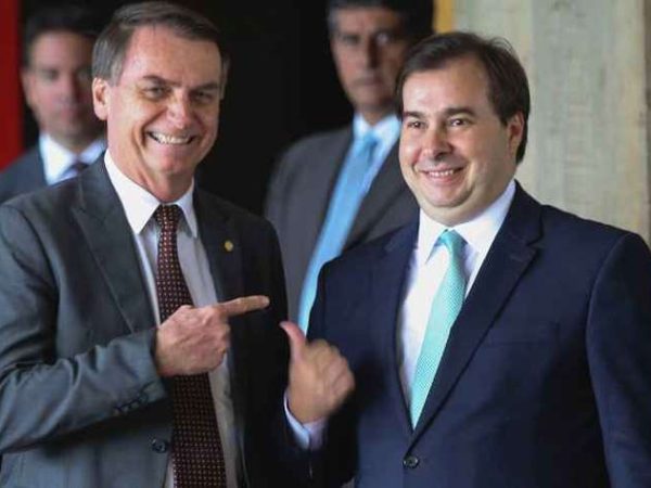 Presidente da Câmara se referia a frase do presidente sobre vetar ou sancionar o fundo eleitoral de R$ 2 bilhões — Foto: Antonio Cruz/ Agencia Brasil