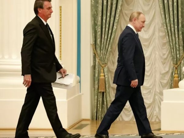 Bolsonaro e Putin. — Foto: Reprodução