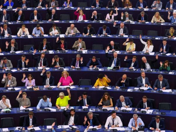 Membros do Parlamento Europeu 13/6/2023 - Foto: REUTERS/Yves Herman