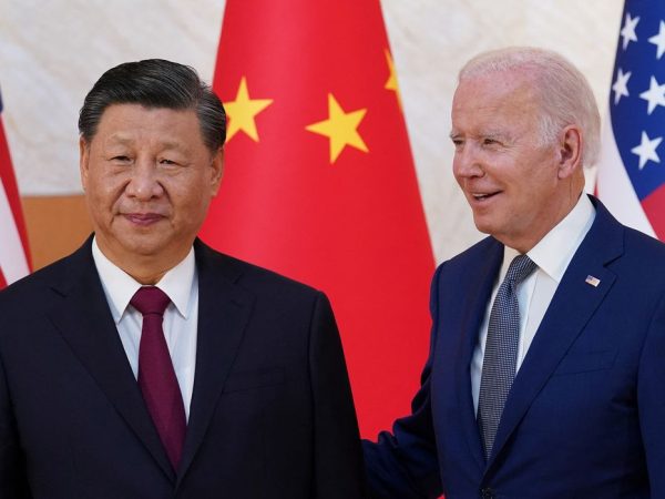 Biden e Xi durante cúpula do G20 na Indonésia
14/11/2022
REUTERS/Kevin Lamarque