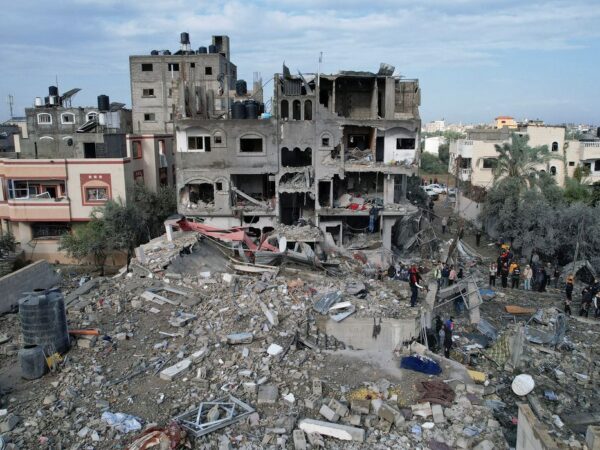 Área destruída por ataques israelenses na Faixa de Gaza
25/12/2023
REUTERS/Shadi Tabatibi