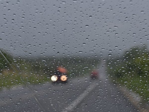 A noite de domingo (05) foi de boas chuvas em vários municípios da região do Seridó. — Foto: Reprodução