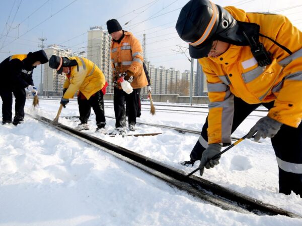 Neve na estação de trem Lianyungang East, na China
 5/2/2024  China Daily via REUTERS