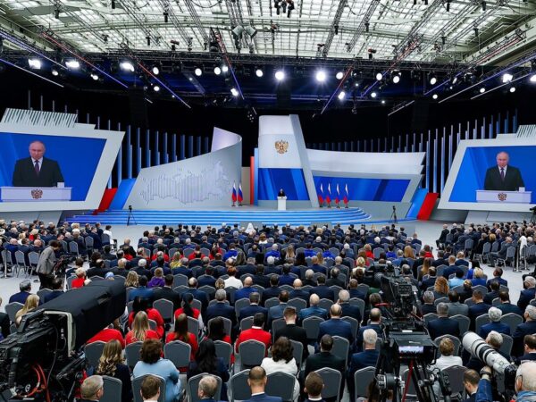Putin durante discurso em Moscou
 29/2/2024   REUTERS/Evgenia Novozhenina