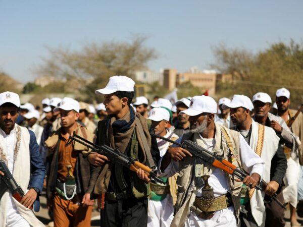 FILE PHOTO: New Houthi recruits march during a parade in solidarity with the Palestinians in the Gaza Strip, in Sanaa, Yemen March 7, 2024. REUTERS/Khaled Abdullah/File Photo