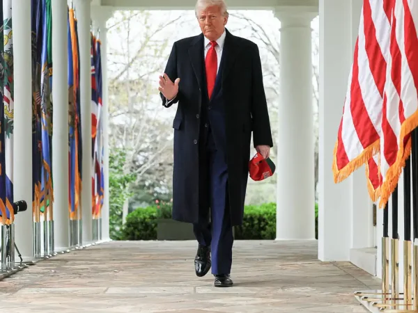 U.S. President Donald Trump gestures, ahead of delivering remarks on tariffs, in the Rose Garden at the White House in Washington, D.C., U.S., April 2, 2025. REUTERS/Leah Millis     TPX IMAGES OF THE DAY